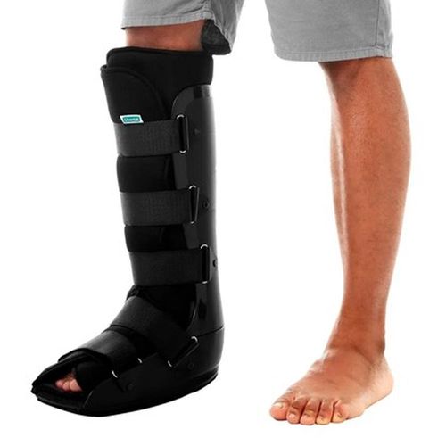 Bota Imobilizadora Robocop Bilateral Longa Preta M Chantal com 1 Unidade